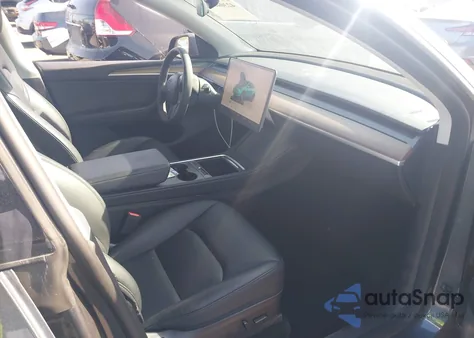 2022 Tesla Model Y Long Range Dual Motor All-Wheel Drive из США, поврежденный, VIN 7SAYGDEE2NF533358